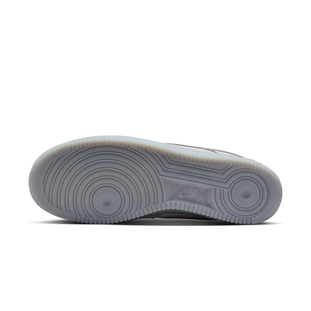Overkicks - Nike Air Force 1 07 Low WB Triple Wolf Grey (CJ9179-002) - detalle suela