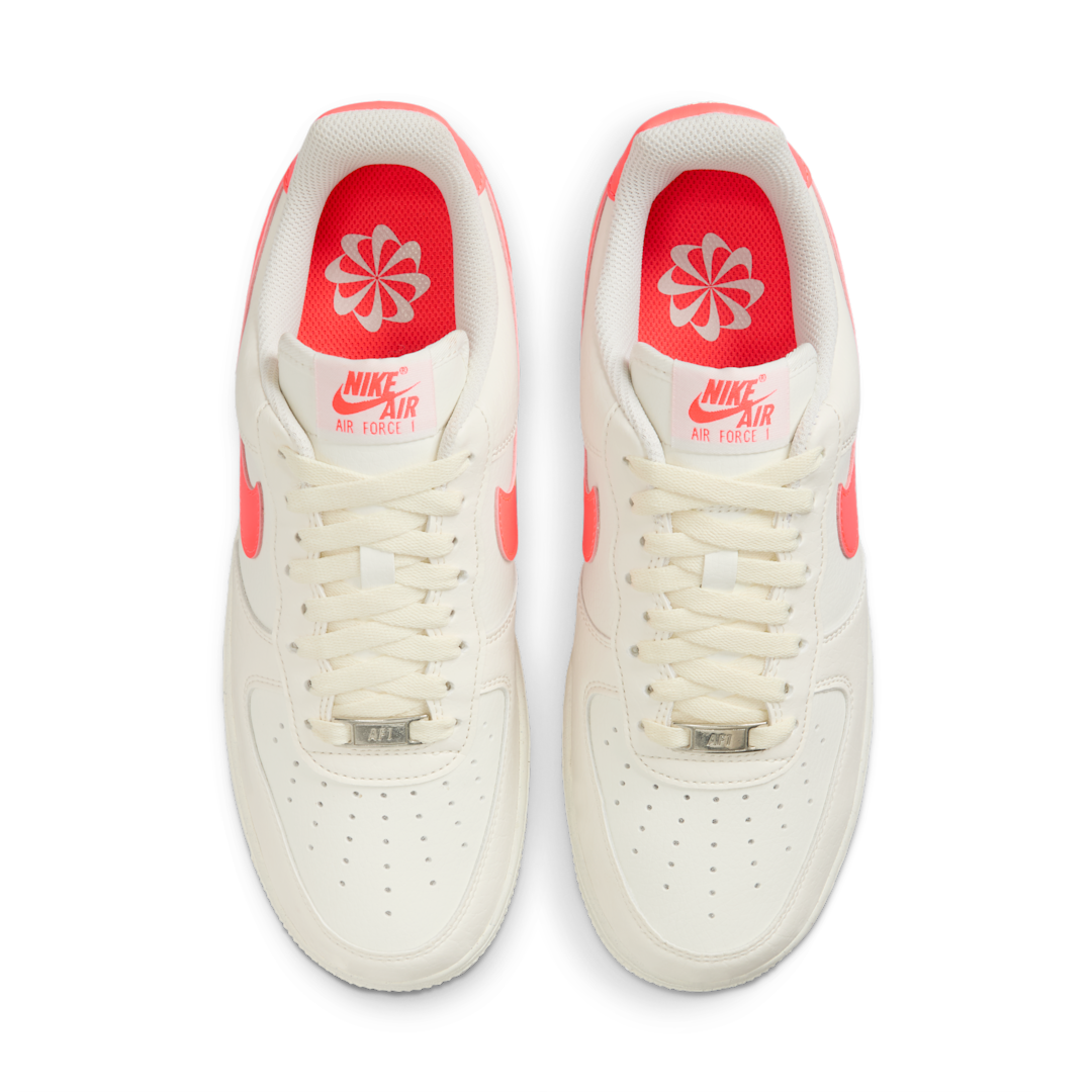 Overkicks - Nike Air Force 1 07 Next Nature Sail Hot Lava (DV3808-110) - par completo