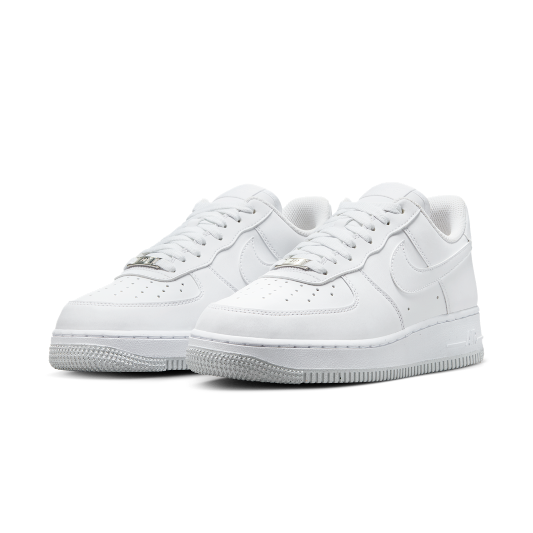 Overkicks - Nike Air Force 1 07 Next Nature White Metallic Silver (DC9486-112) - vista trasera