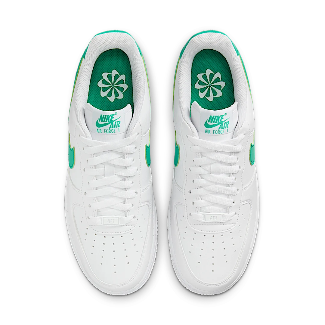 Overkicks - Nike Air Force 1 07 Next Nature White Stadium Green (DV3808-108) - par completo