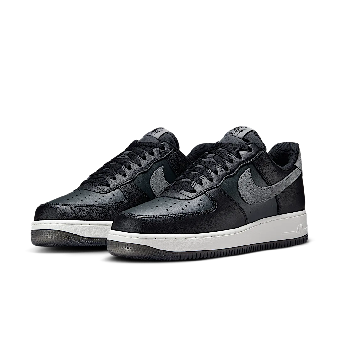 Overkicks - Nike Air Force 1 07 Smoke Grey (FJ4170-004) - vista trasera