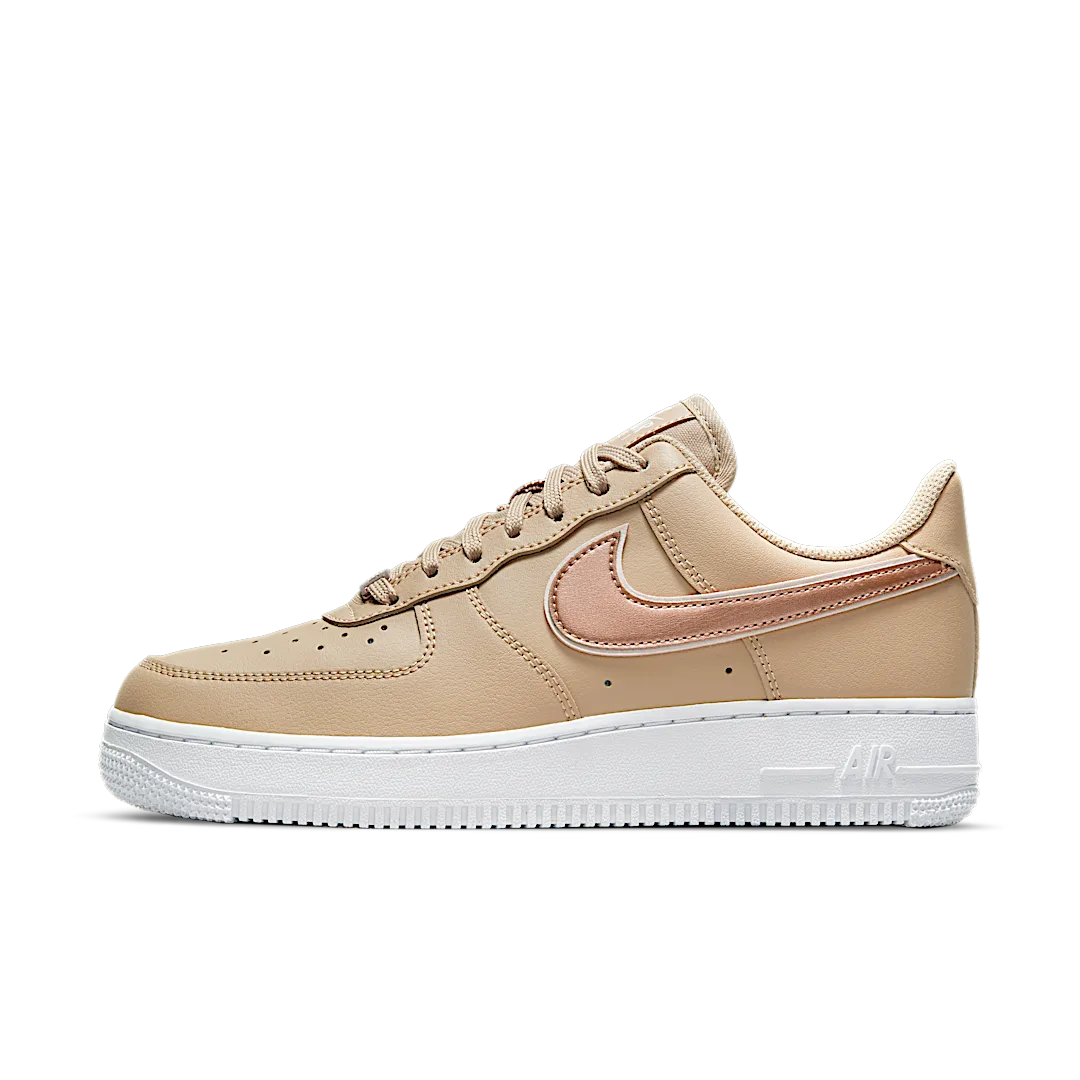Overkicks - Nike Air Force 1 07 Tan Metallic Rose Gold (DD1523-200) - vista lateral