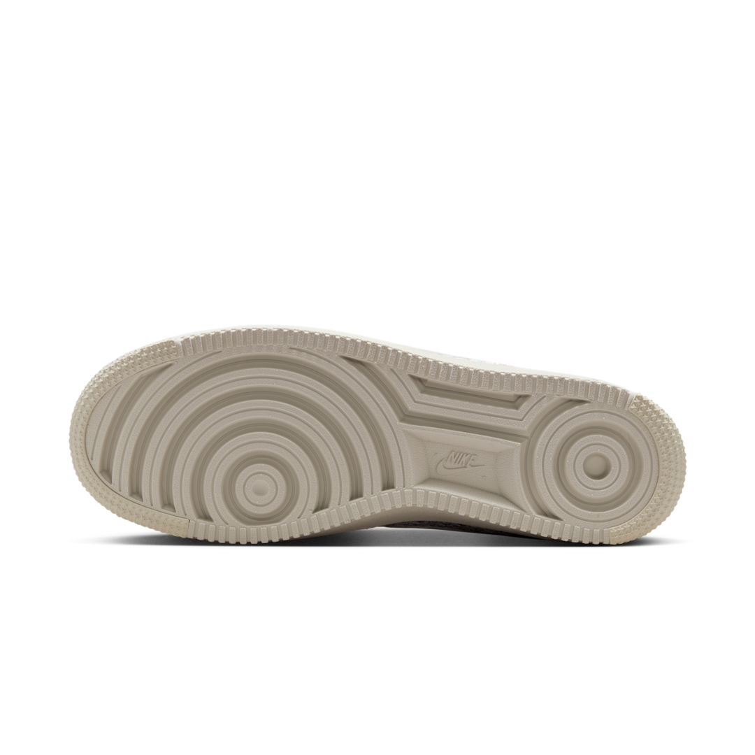 Overkicks - Nike Air Force 1 Flyknit 2.0 Light Bone (IB7675-001) - detalle suela