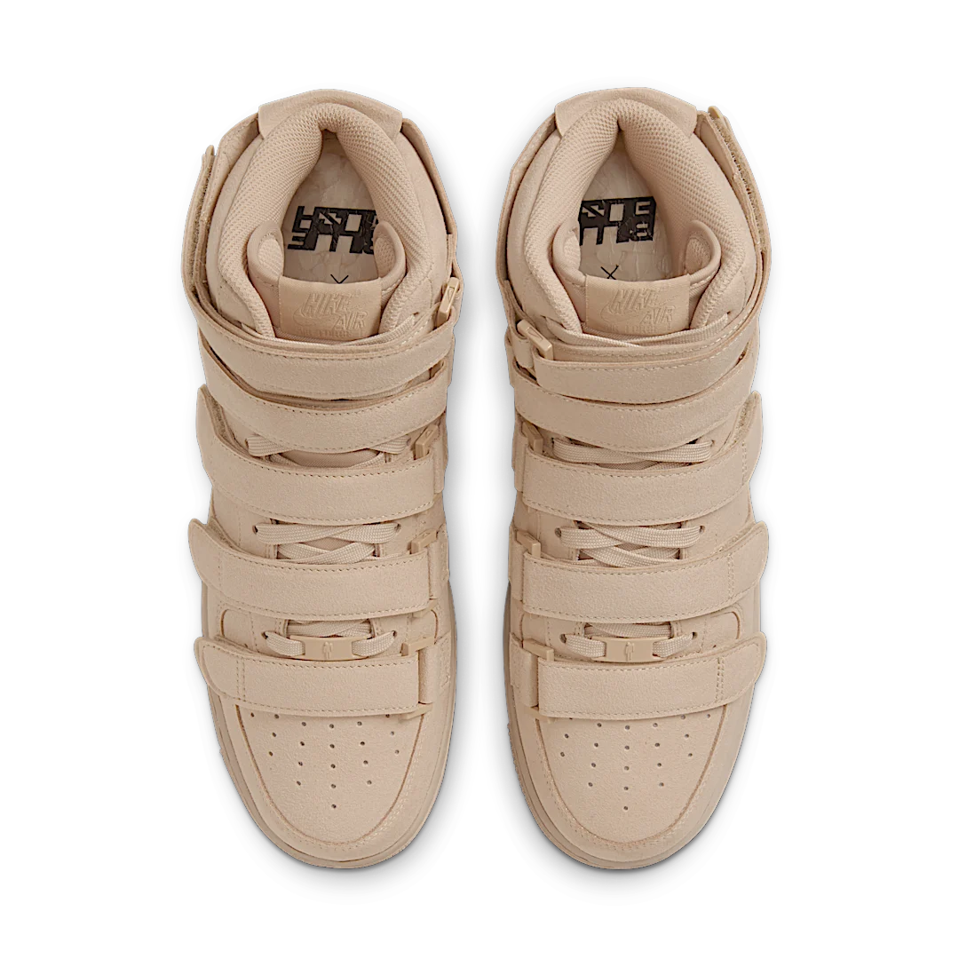 Overkicks - Nike Air Force 1 High 07 SP Billie Eilish Mushroom (DM7926-200) - par completo