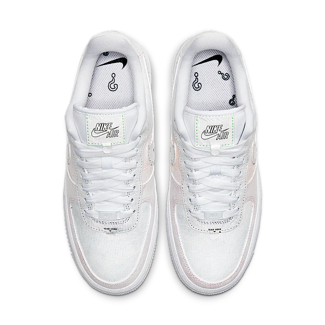 Overkicks - Nike Air Force 1 LX Reveal Black Swoosh (CJ1650-100) - par completo