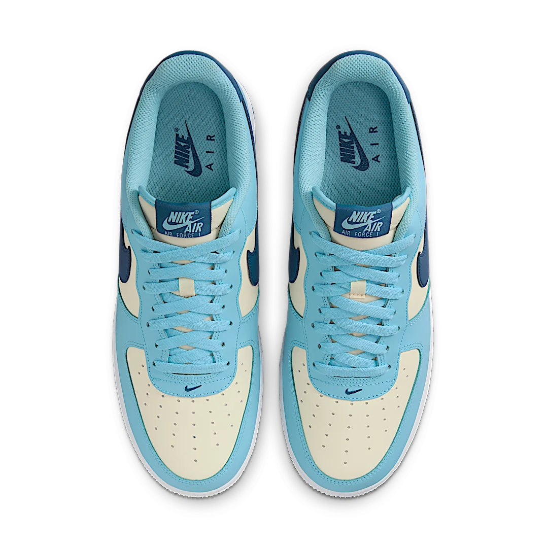 Overkicks - Nike Air Force 1 Low 07 Aquarius Blue Coconut Milk (HF4837-407) - par completo