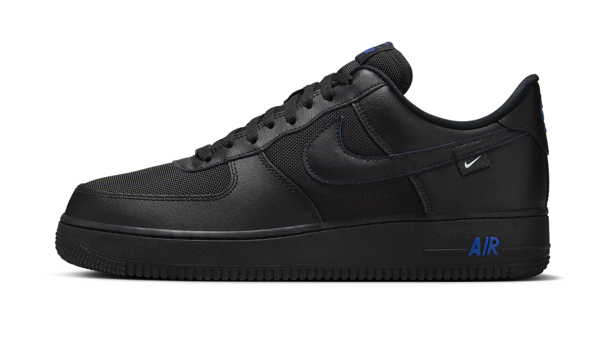 Overkicks - Nike Air Force 1 Low 07 Black Astronomy Blue (HM9605-001) - vista lateral