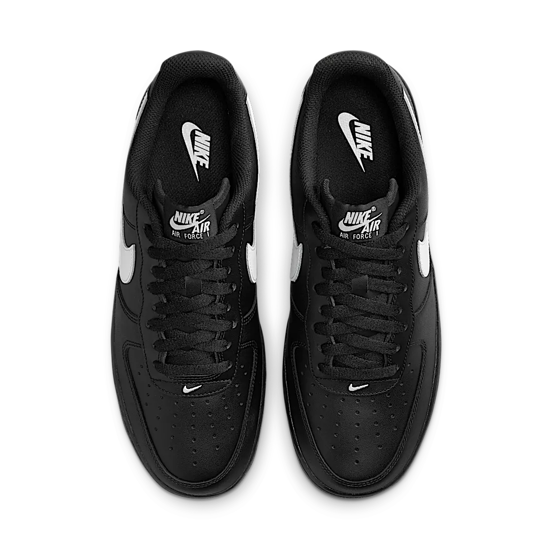 Overkicks - Nike Air Force 1 Low 07 Black White 2023 (FZ0627-010) - par completo