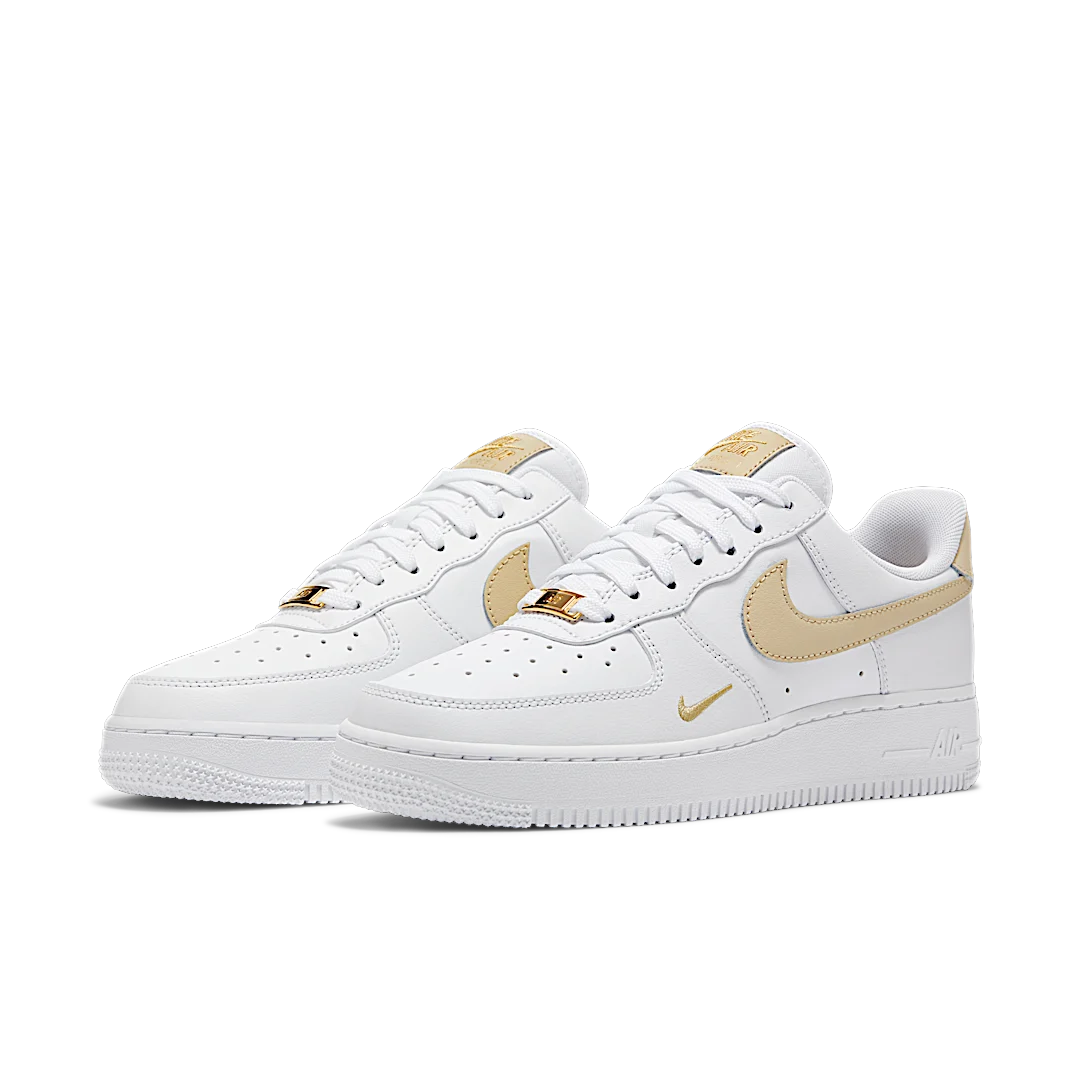 Overkicks - Nike Air Force 1 Low 07 Essential White Beige (CZ0270-105) - vista trasera