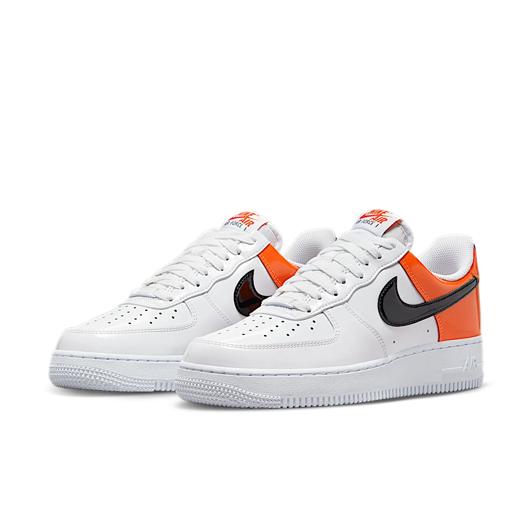Overkicks - Nike Air Force 1 Low 07 Essential White/Brilliant Orange (DJ9942-103) - vista trasera
