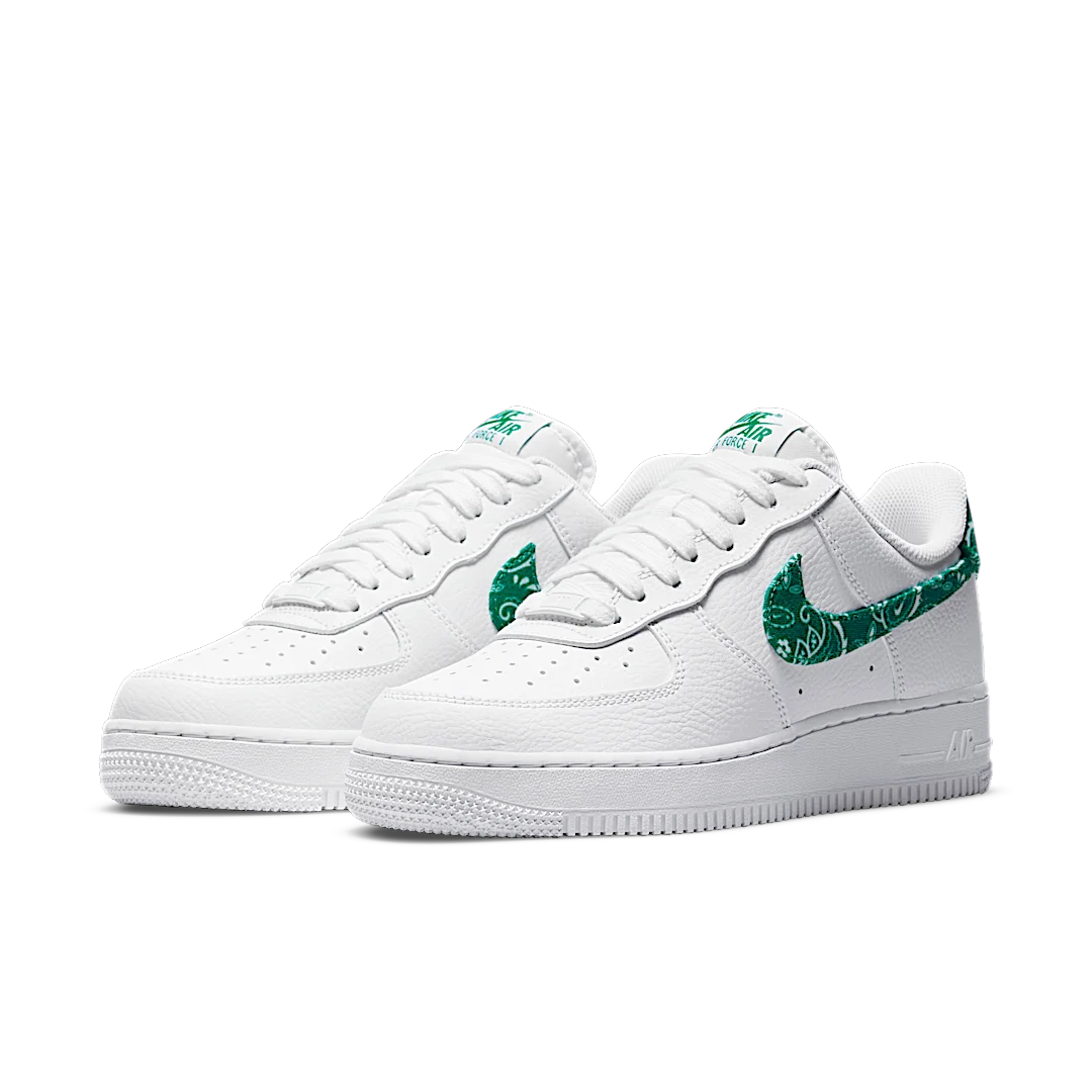 Overkicks - Nike Air Force 1 Low 07 Essential White Green Paisley (DH4406-102) - vista trasera