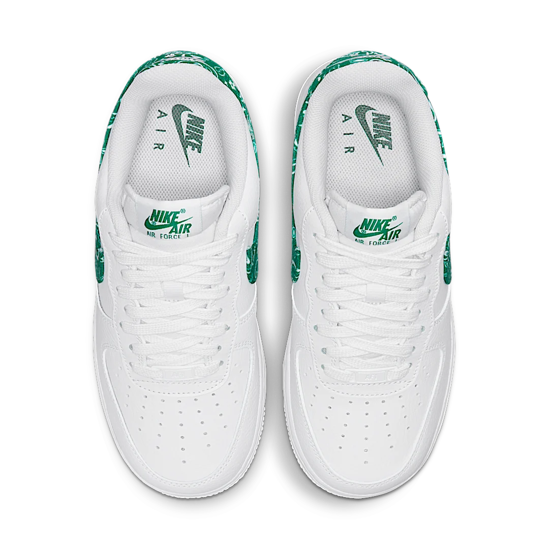 Overkicks - Nike Air Force 1 Low 07 Essential White Green Paisley (DH4406-102) - par completo