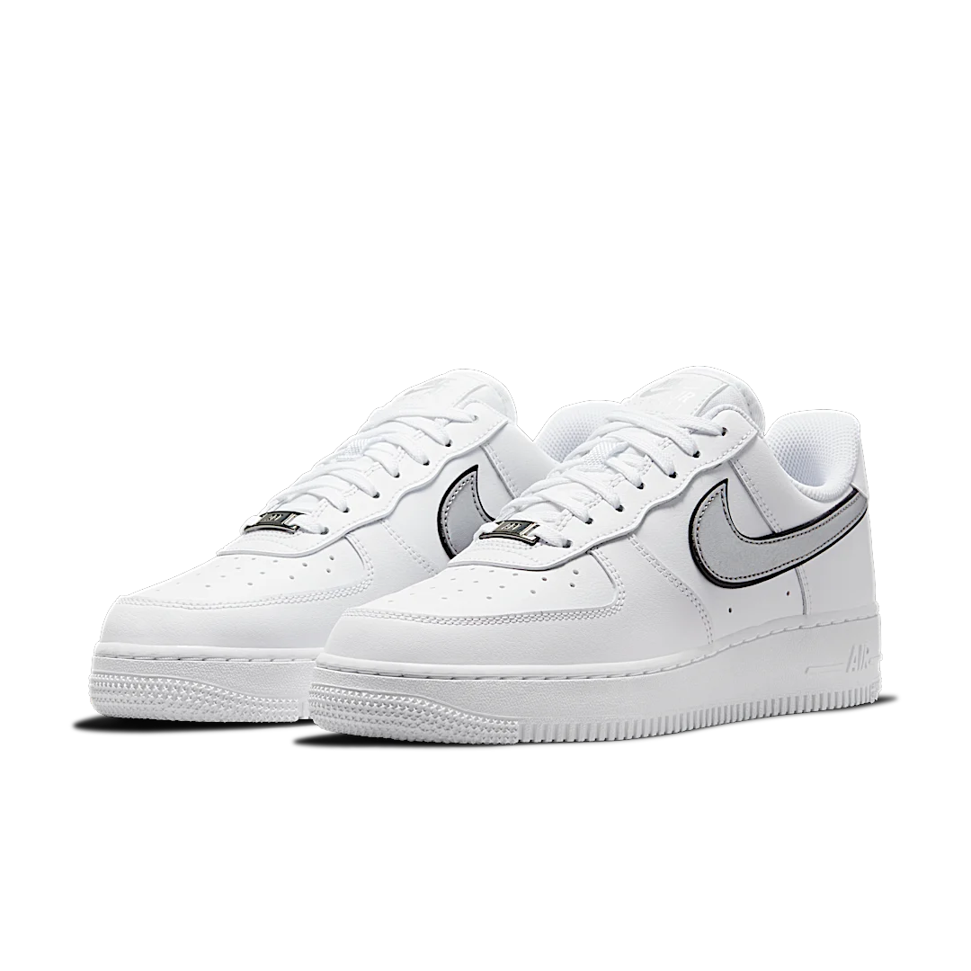 Overkicks - Nike Air Force 1 Low 07 Essential White Metallic Silver Black (DD1523-100) - vista trasera