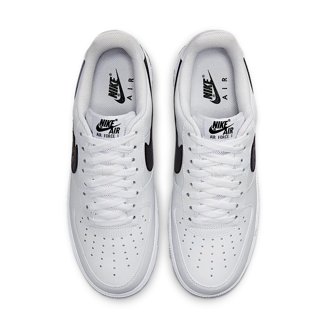 Overkicks - Nike Air Force 1 Low 07 FM Cut Out Swoosh White Black (DR0143-101) - par completo