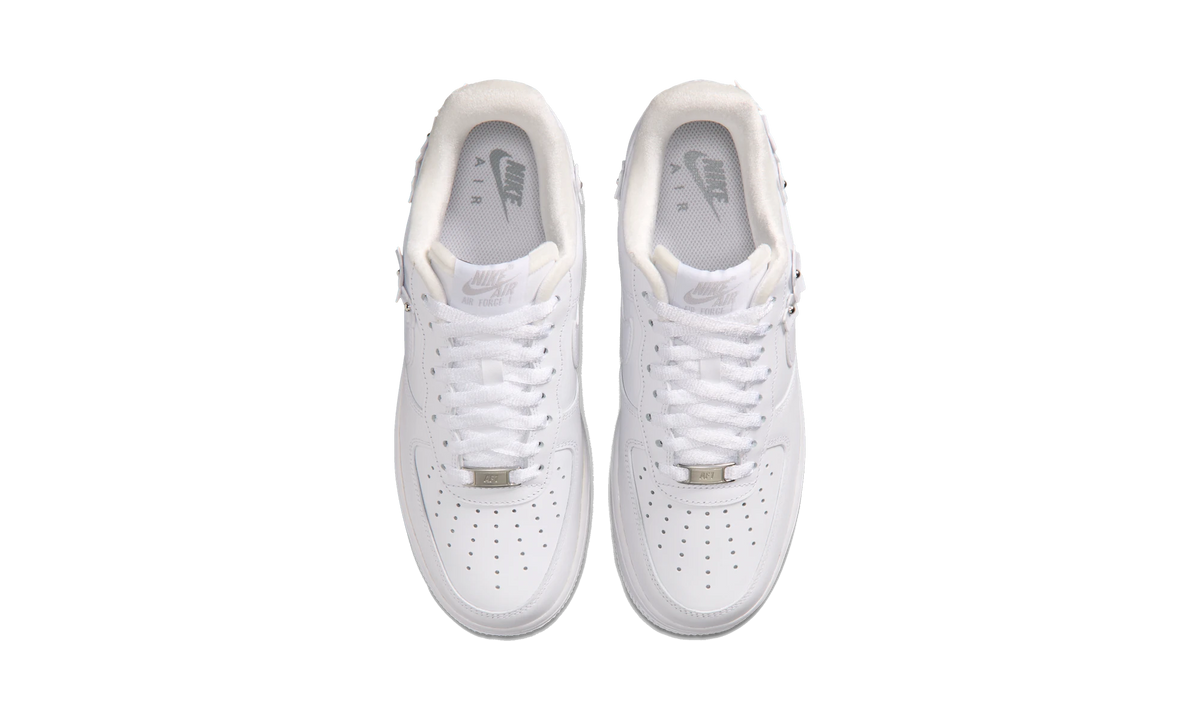 Overkicks - Nike Air Force 1 Low 07 Florette White Wolf Grey (IR8637-100) - vista superior