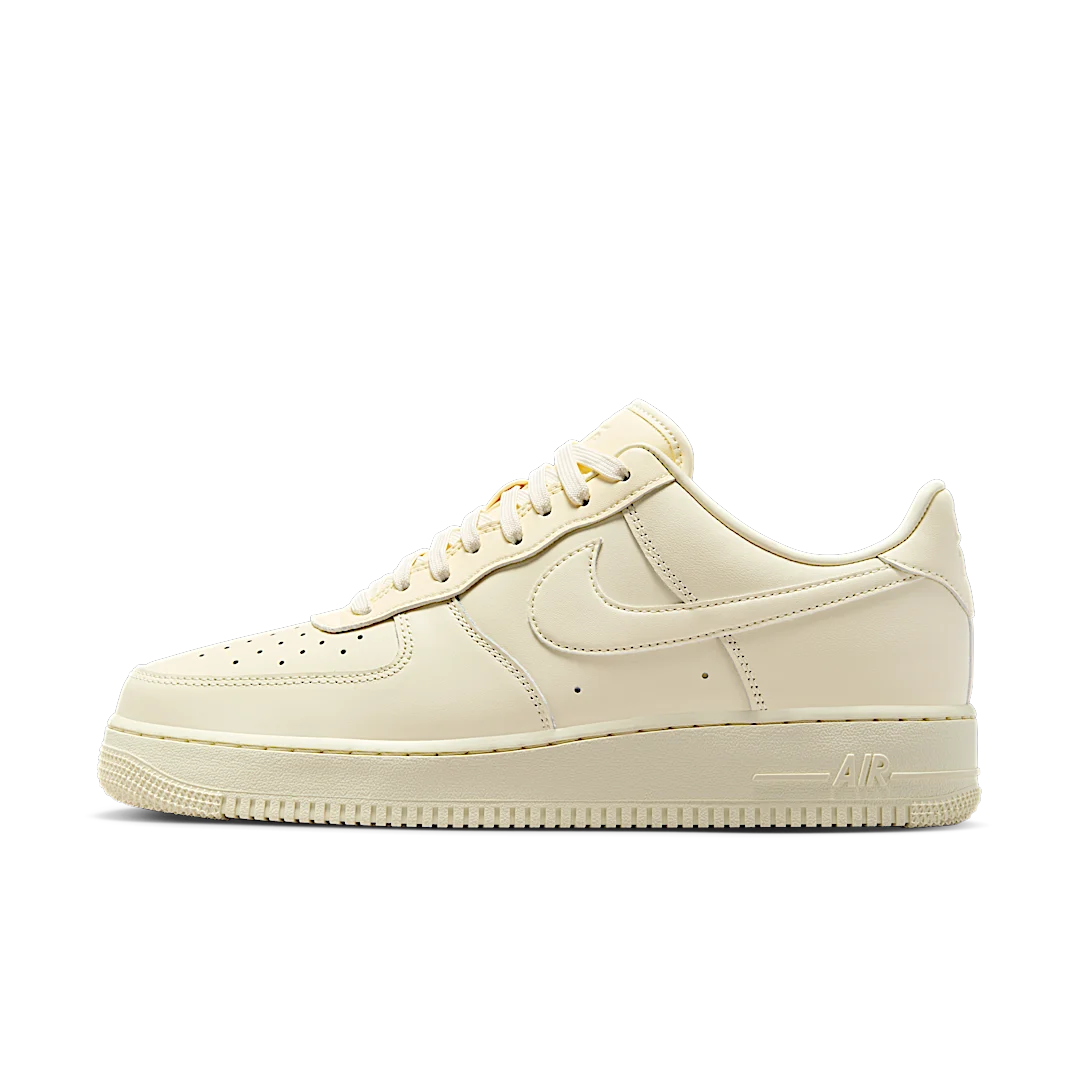 Overkicks - Nike Air Force 1 Low 07 Fresh Coconut Milk (DM0211-101) - vista lateral