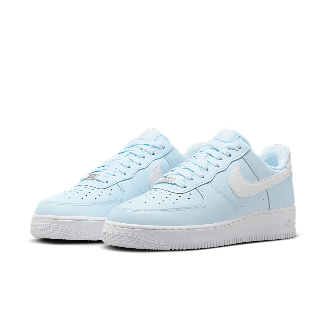 Overkicks - Nike Air Force 1 Low 07 Glacier Blue White (FJ4146-400) - vista trasera