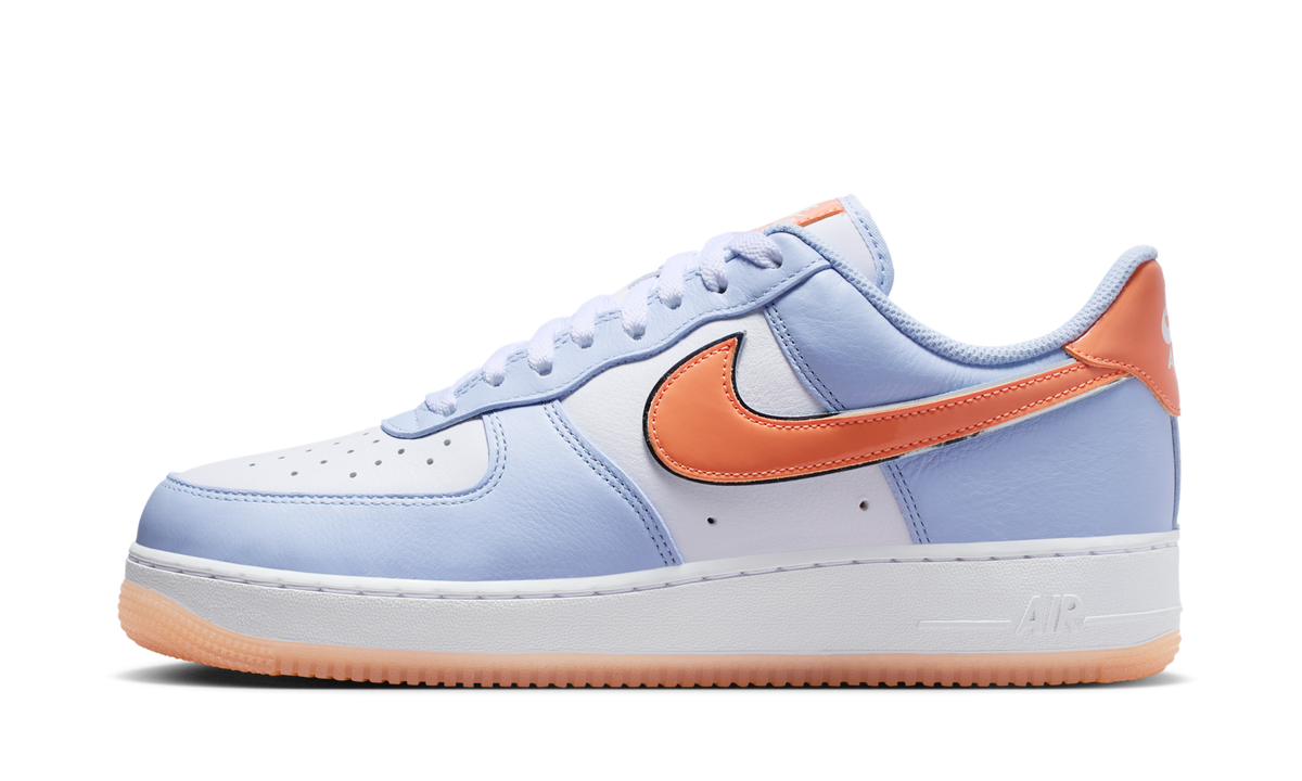 Overkicks - Nike Air Force 1 Low 07 Hydrogen Blue Orange Frost (IR1980-407) - vista lateral