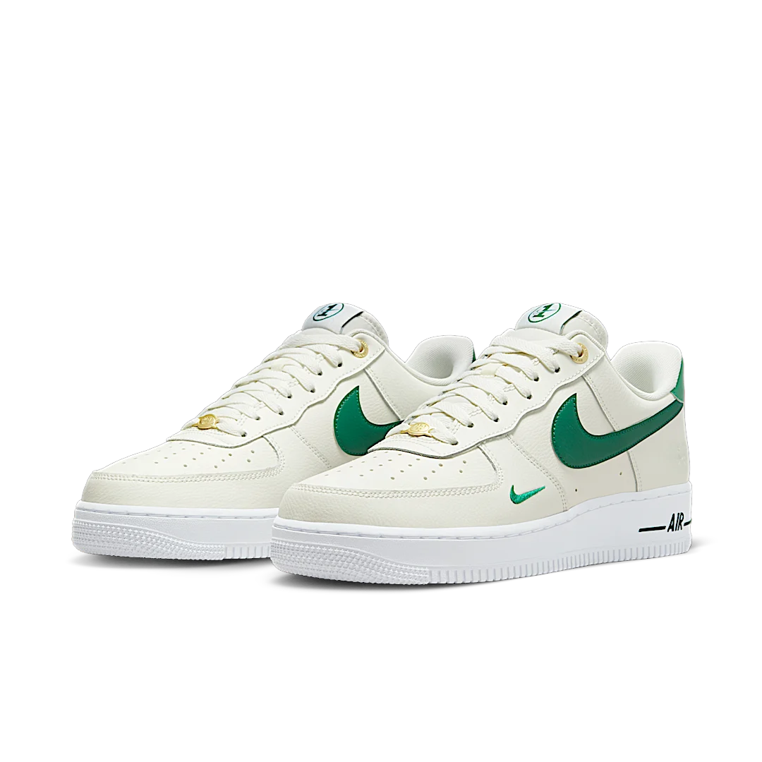 Overkicks - Nike Air Force 1 Low 07 LV8 40th Anniversary Sail Malachite (DQ7658-101) - vista trasera