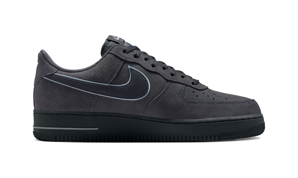 Overkicks - Nike Air Force 1 Low 07 LV8 Anthracite Cool Grey (IQ0292-060) - detalle suela
