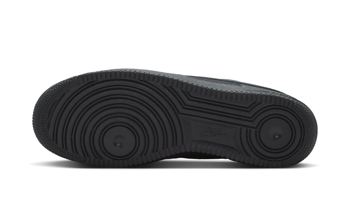 Overkicks - Nike Air Force 1 Low 07 LV8 Anthracite Off Noir (II9807-001) - par completo