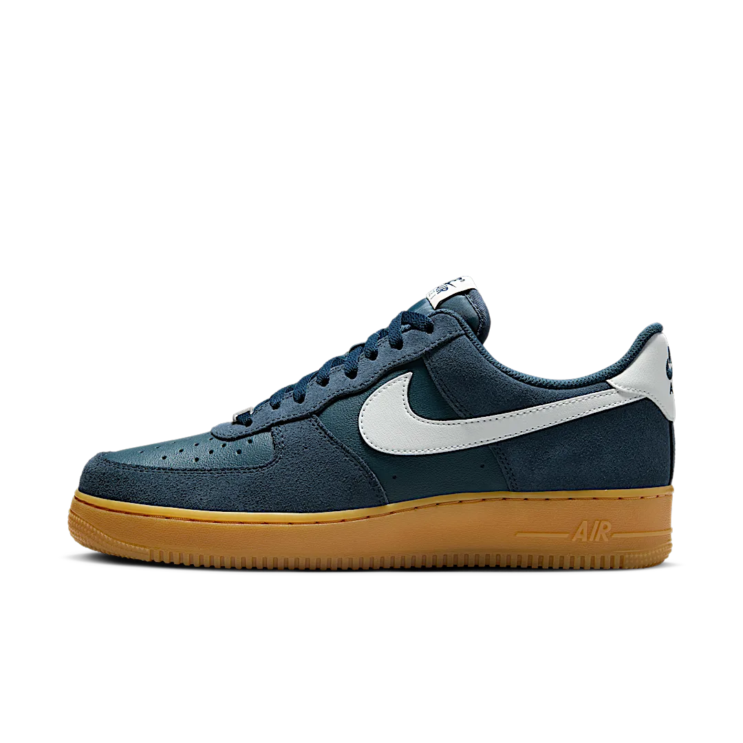 Overkicks - Nike Air Force 1 Low 07 LV8 Armory Navy Gum (FQ8714-400) - vista lateral