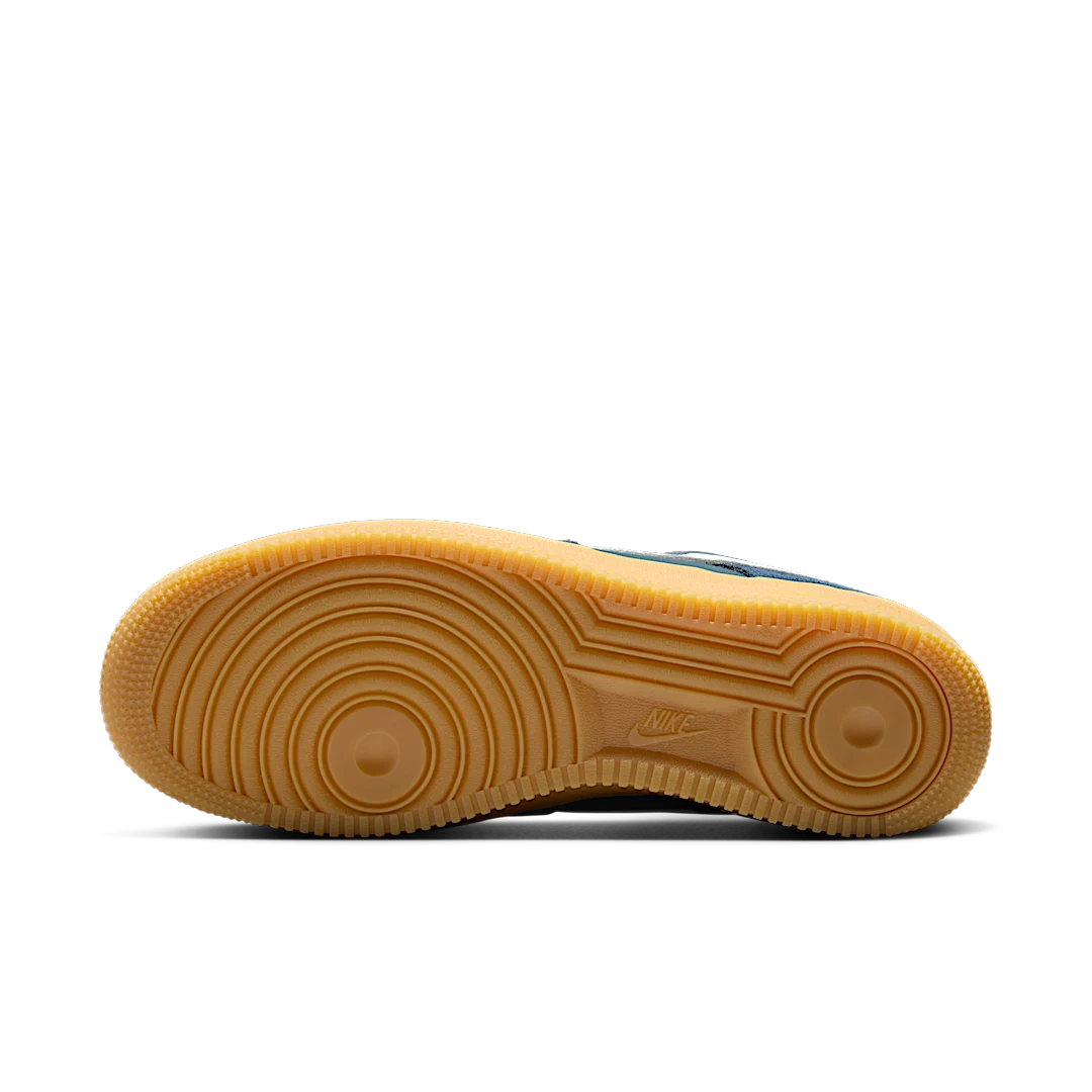 Overkicks - Nike Air Force 1 Low 07 LV8 Armory Navy Gum (FQ8714-400) - detalle suela