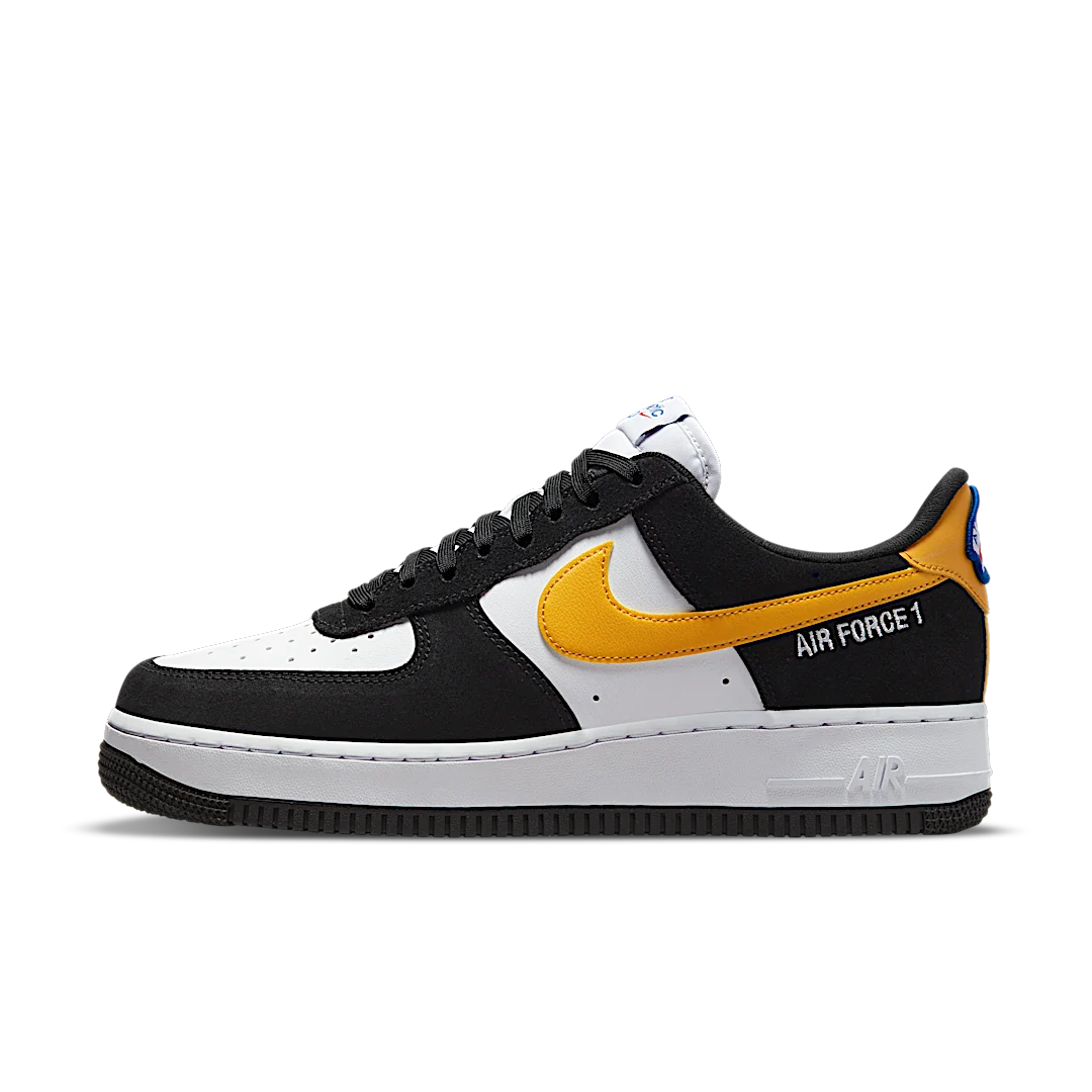 Overkicks - Nike Air Force 1 Low 07 LV8 Athletic Club Black University Gold (DH7568-002) - vista lateral