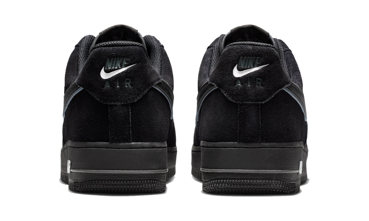 Overkicks - Nike Air Force 1 Low 07 LV8 Black Iron Grey (IQ0292-010) - detalle talón