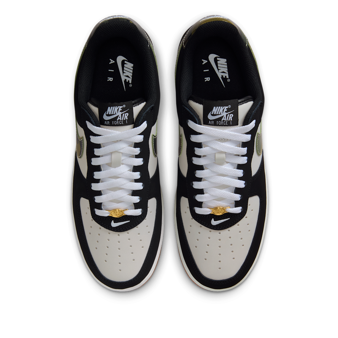 Overkicks - Nike Air Force 1 Low 07 LV8 Black Patent Camo Swoosh (HQ1967-100) - par completo