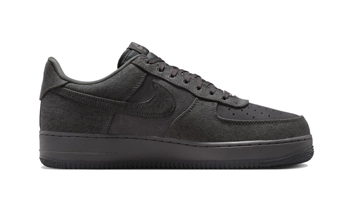 Overkicks - Nike Air Force 1 Low 07 LV8 Denim Anthracite Medium Ash (IR0951-003) - detalle suela