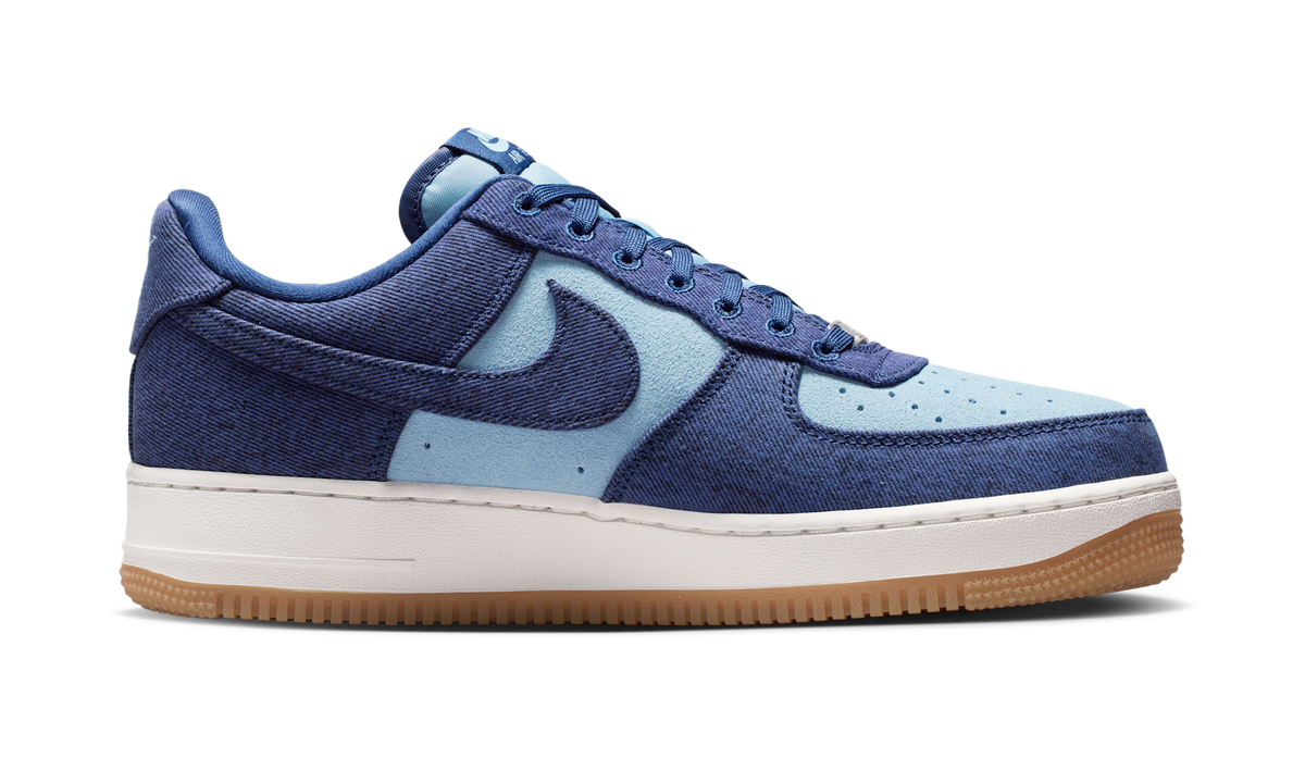Overkicks - Nike Air Force 1 Low 07 LV8 Denim Navy Worn Blue (IR0951-400) - detalle suela