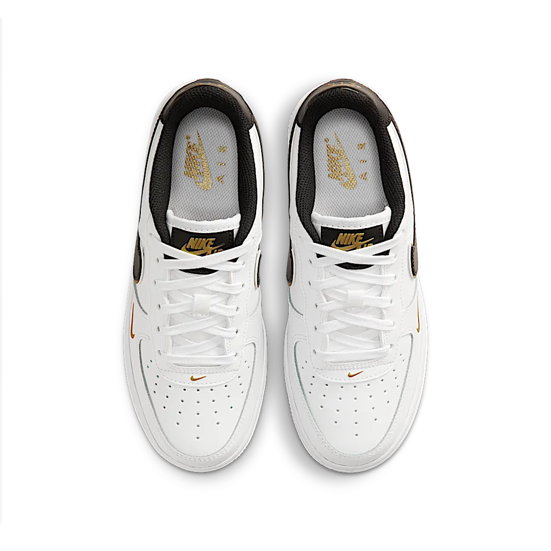 Overkicks - Nike Air Force 1 Low 07 LV8 Double Swoosh White Metallic Gold (DM3322-100) - par completo