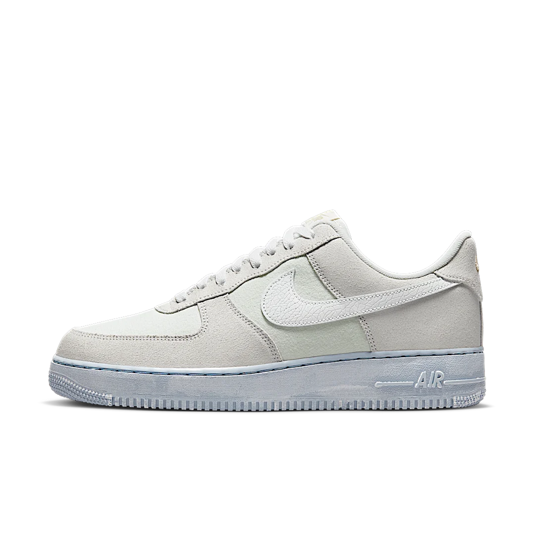 Overkicks - Nike Air Force 1 Low 07 LV8 EMB Summit White Blue Whisper (DV0787-100) - vista lateral