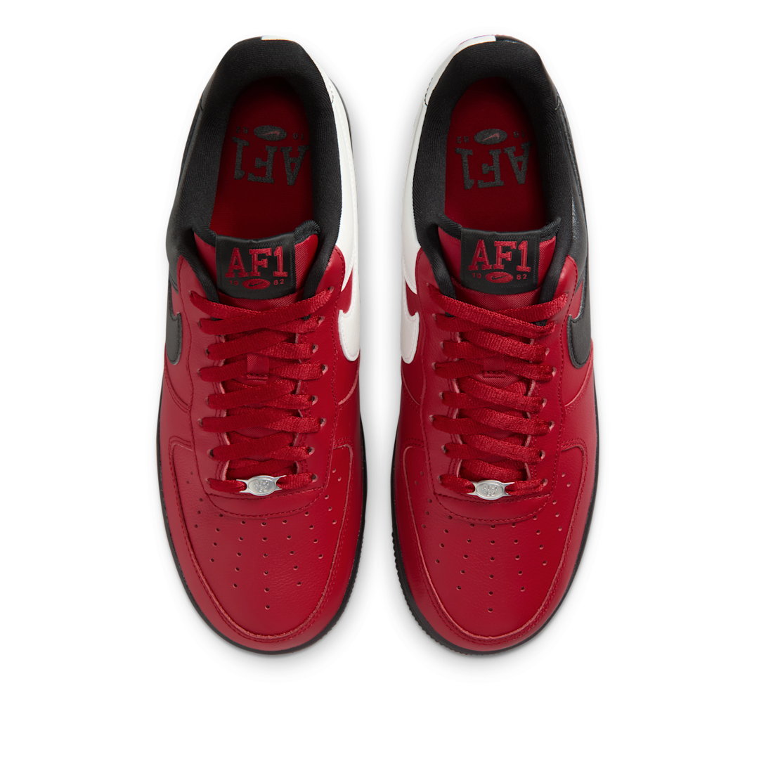 Overkicks - Nike Air Force 1 Low 07 LV8 Gym Red Summit White Black (IB6847-600) - par completo