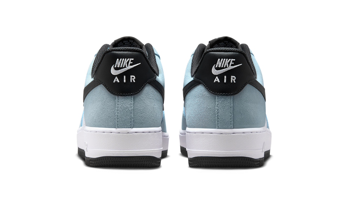 Overkicks - Nike Air Force 1 Low 07 LV8 Light Armory Blue White (IF6205-400) - detalle talón