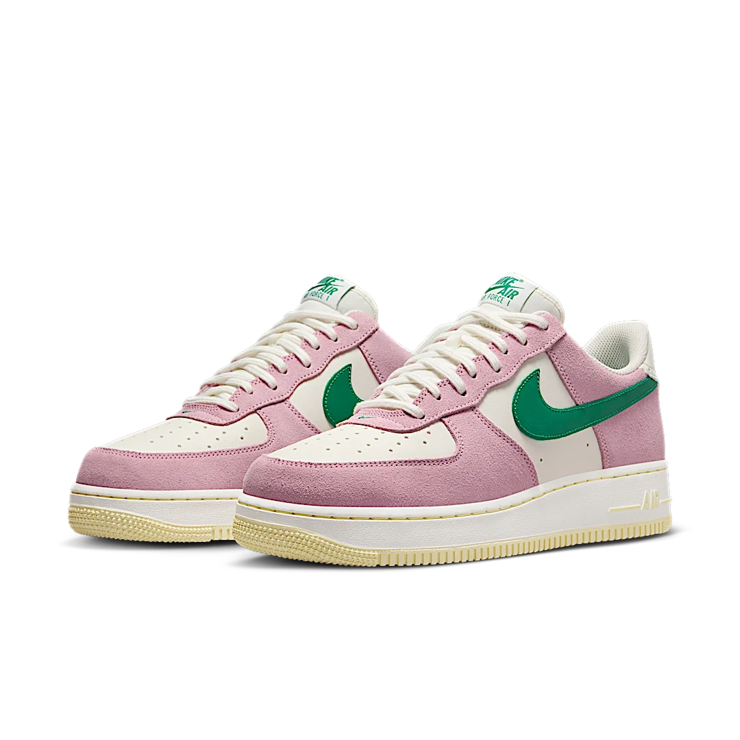 Overkicks - Nike Air Force 1 Low 07 LV8 Medium Soft Pink Malachite (FV9346-100) - vista trasera