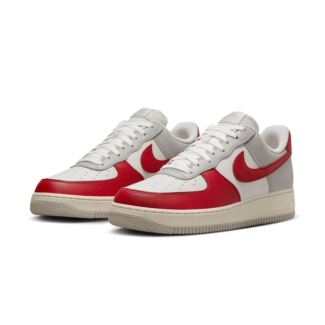 Overkicks - Nike Air Force 1 Low 07 LV8 Phantom Gym Red (HJ9094-012) - vista trasera