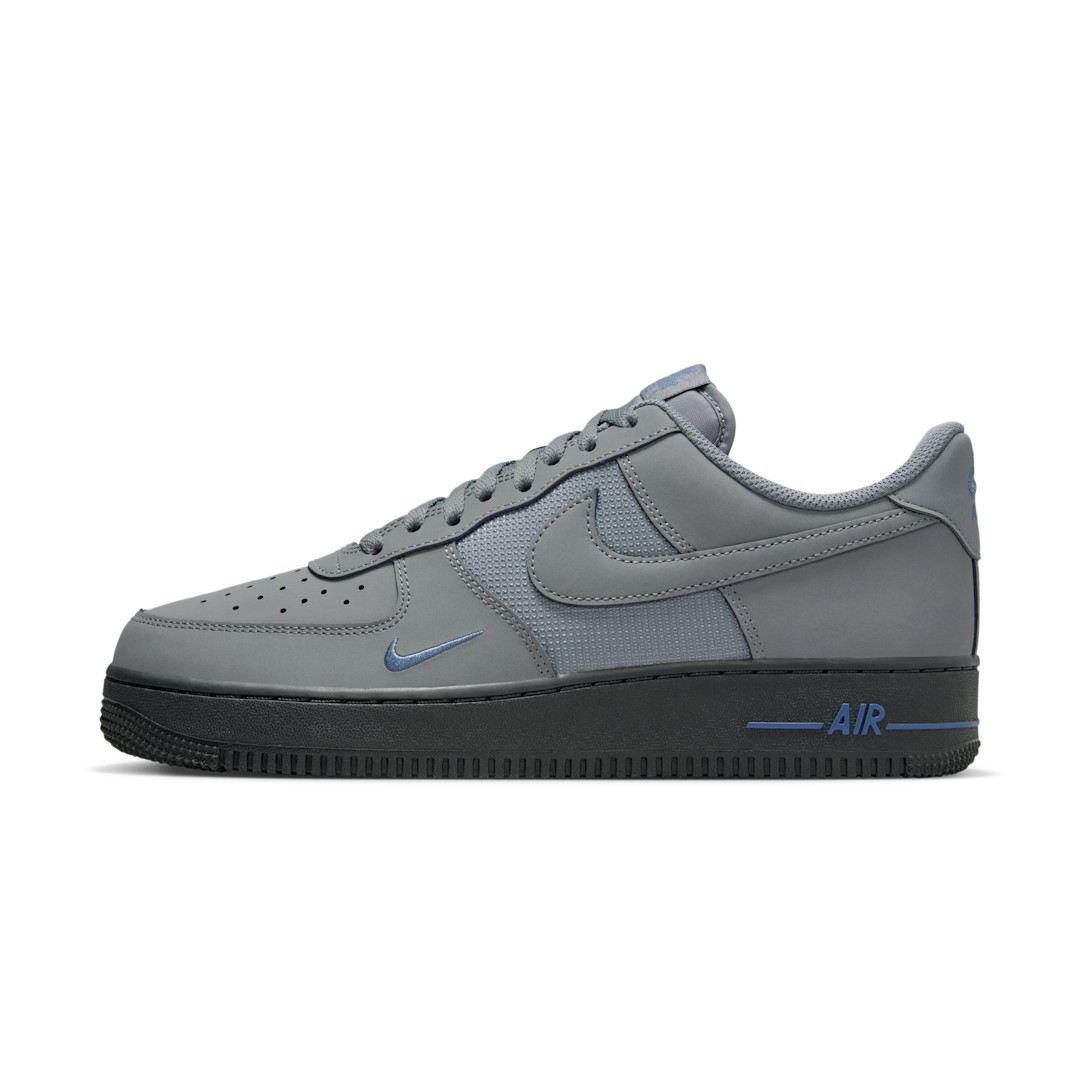 Overkicks - Nike Air Force 1 Low 07 LV8 Smoke Grey Anthracite Diffused Blue (IM6002-084) - vista lateral