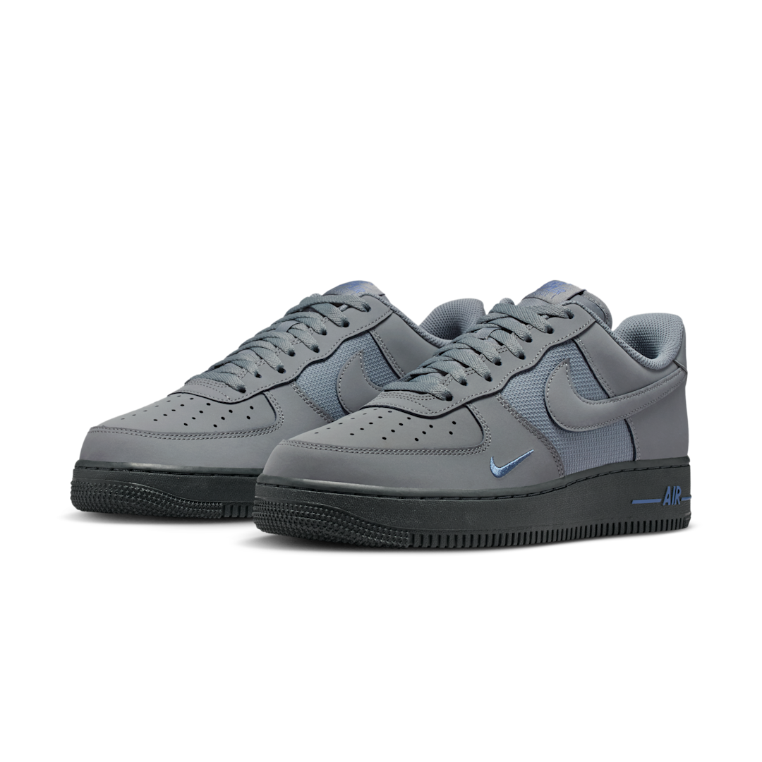 Overkicks - Nike Air Force 1 Low 07 LV8 Smoke Grey Anthracite Diffused Blue (IM6002-084) - vista trasera