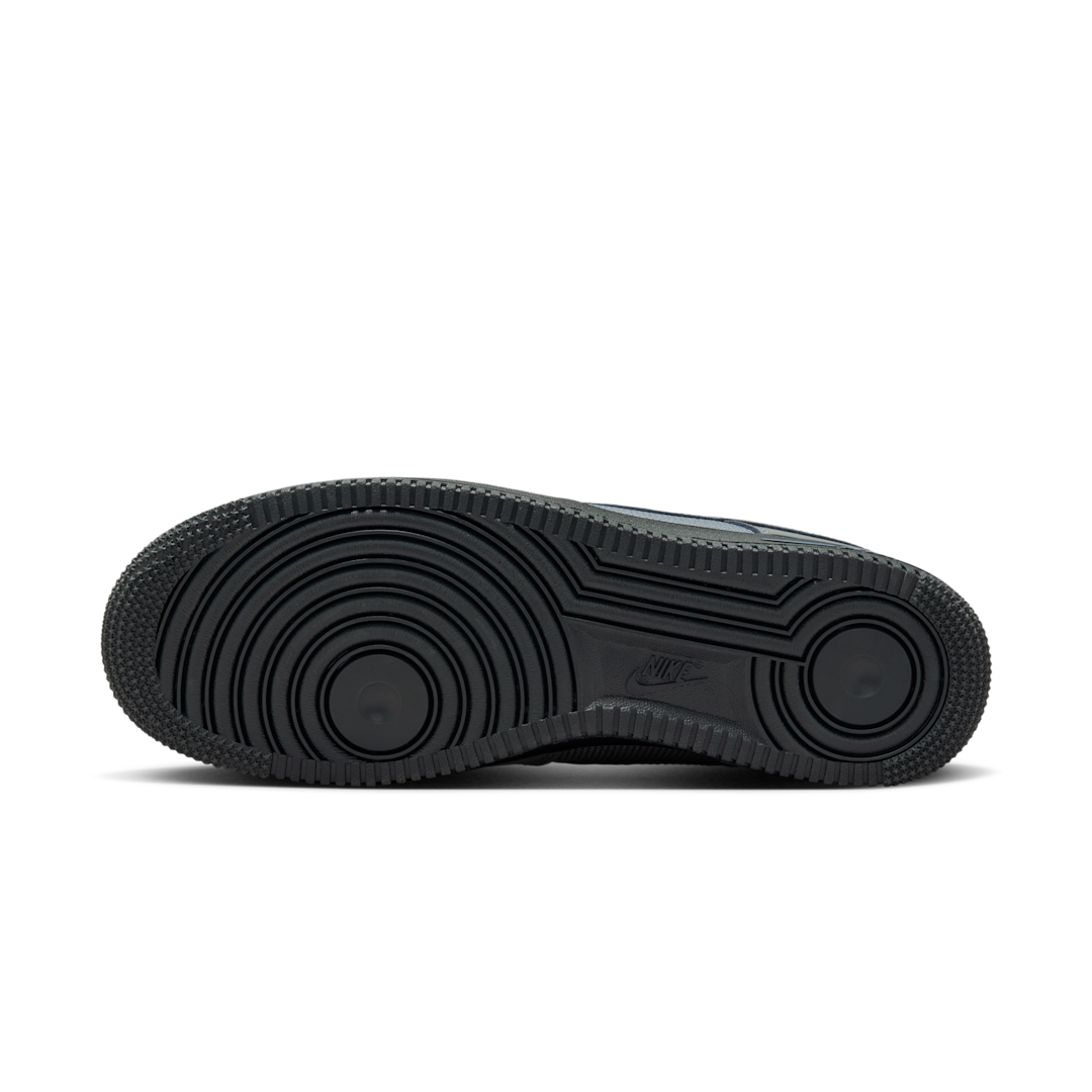 Overkicks - Nike Air Force 1 Low 07 LV8 Smoke Grey Anthracite Diffused Blue (IM6002-084) - detalle suela