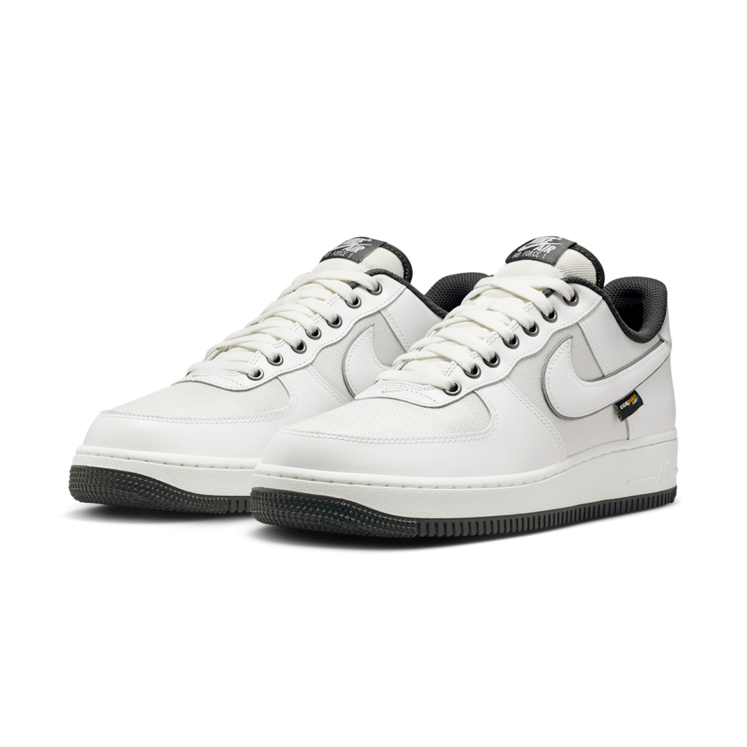 Overkicks - Nike Air Force 1 Low 07 LV8 Summit White Dark Smoke Grey Cordura (IM6001-121) - vista trasera