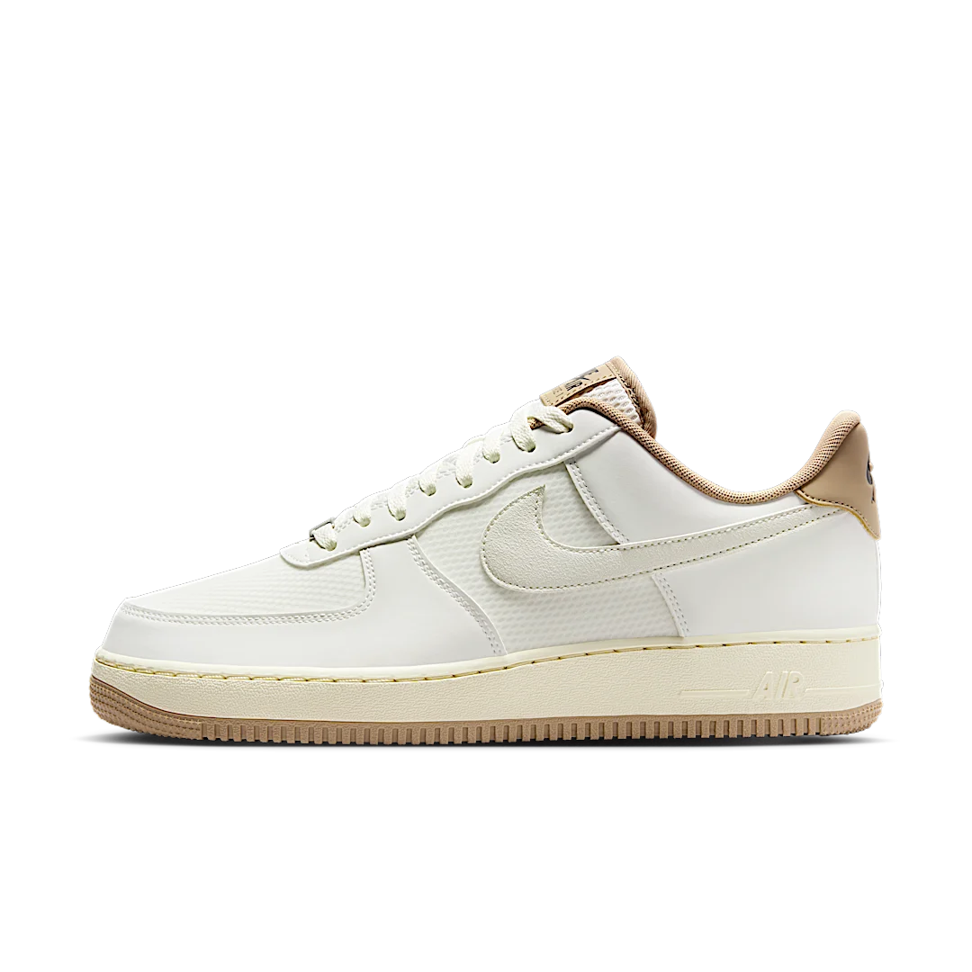 Overkicks - Nike Air Force 1 Low 07 LV8 Summit White Khaki (FZ5225-100) - vista lateral
