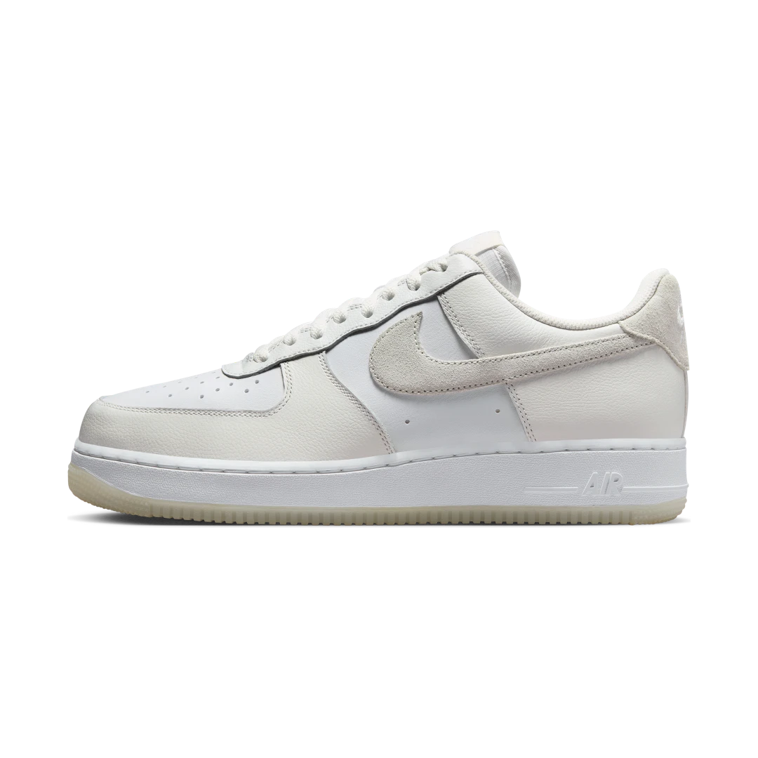 Overkicks - Nike Air Force 1 Low 07 LV8 Summit White Phantom (FN5832-100) - vista lateral