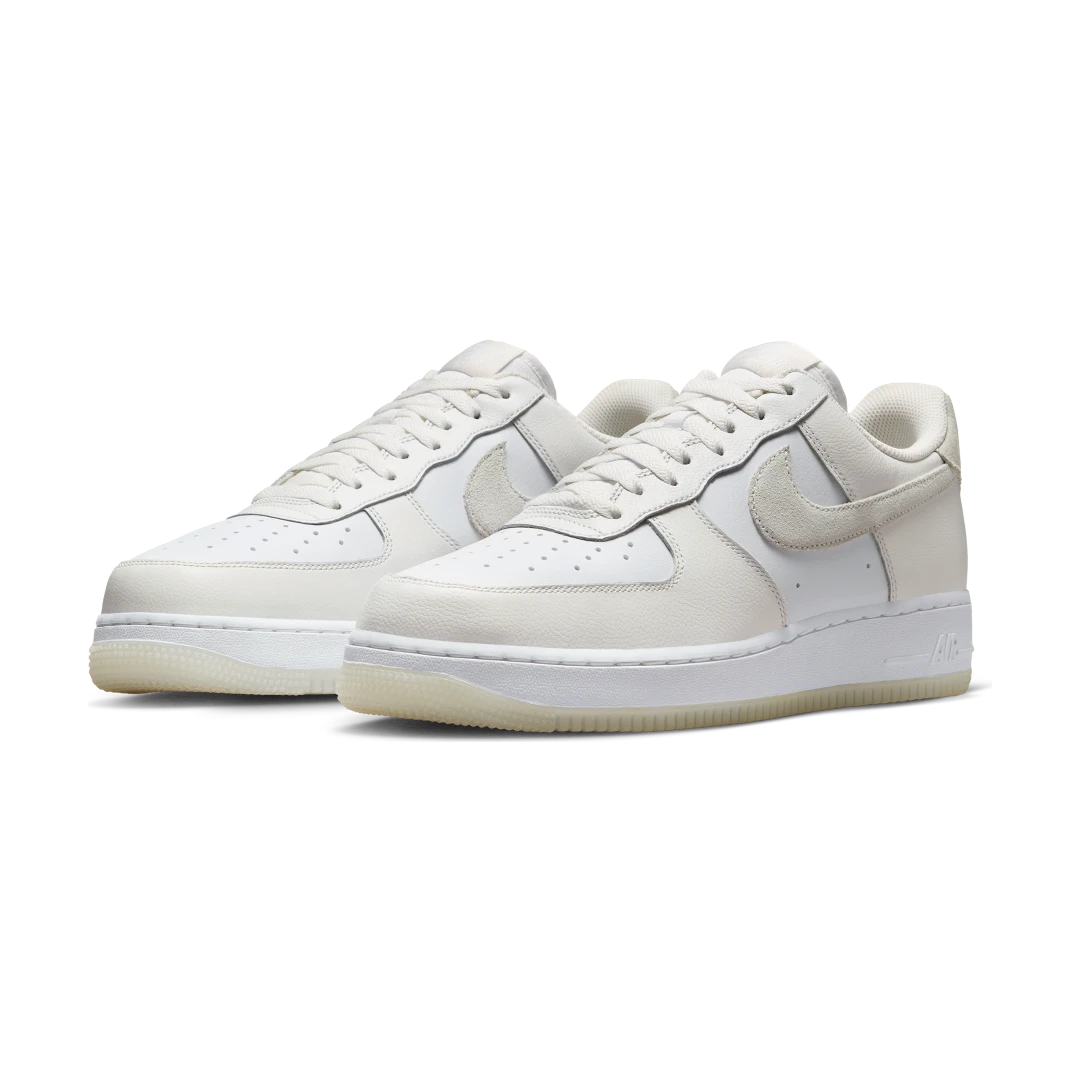 Overkicks - Nike Air Force 1 Low 07 LV8 Summit White Phantom (FN5832-100) - vista trasera