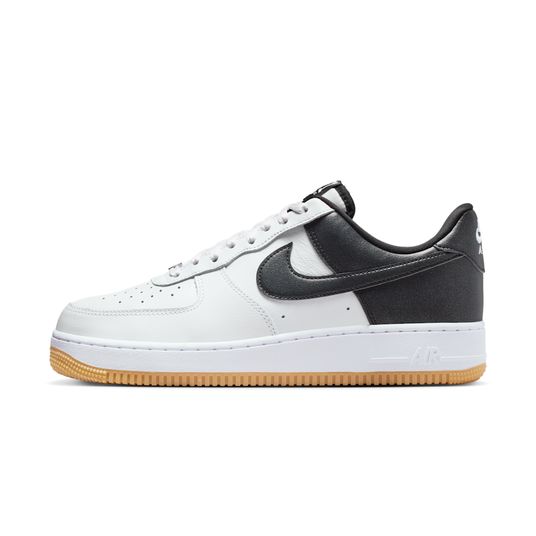 Overkicks - Nike Air Force 1 Low 07 LV8 White Black Metallic Silver (IB6847-100) - vista lateral