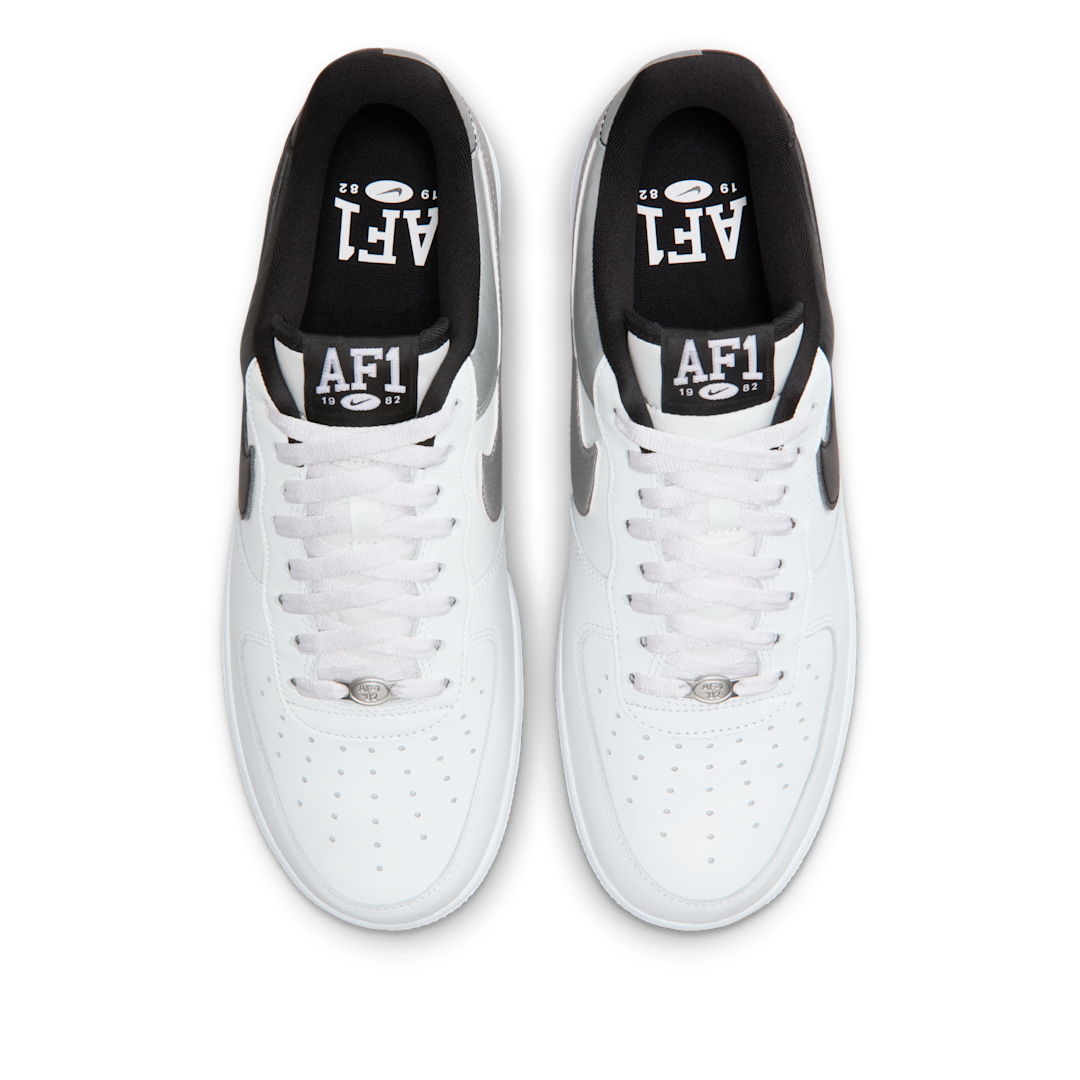 Overkicks - Nike Air Force 1 Low 07 LV8 White Black Metallic Silver (IB6847-100) - par completo