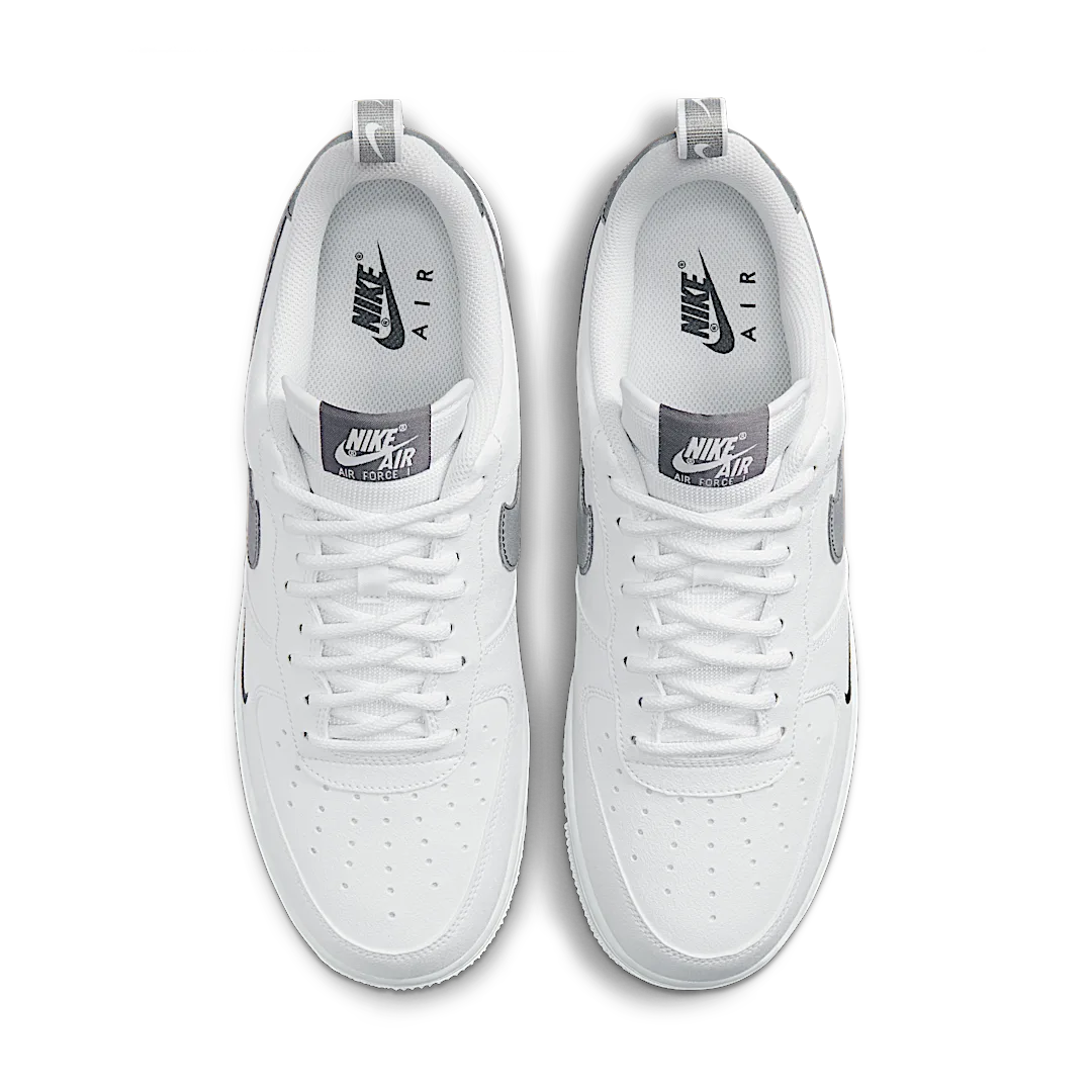 Overkicks - Nike Air Force 1 Low 07 LV8 White Metallic Dark Grey (DX8967-100) - par completo