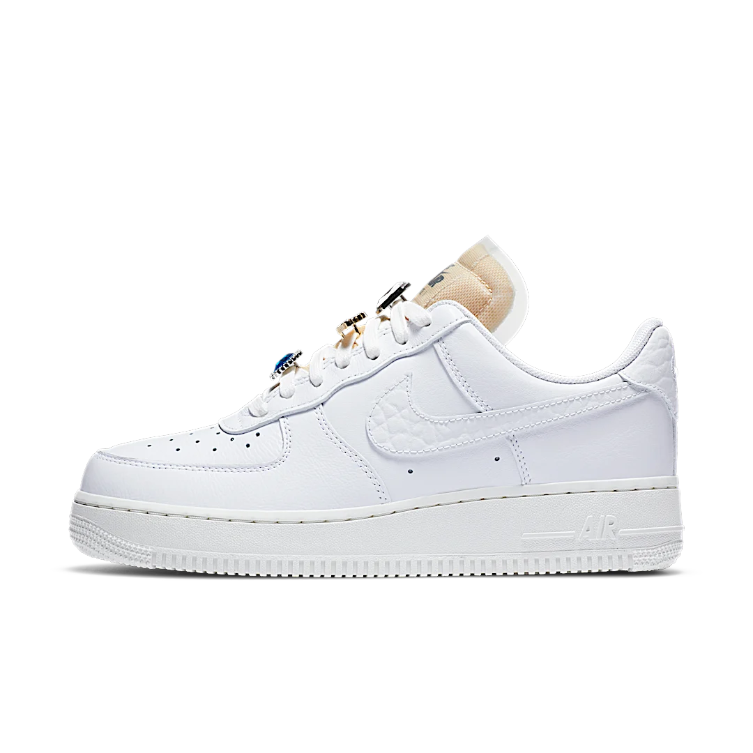 Overkicks - Nike Air Force 1 Low 07 LX Bling (CZ8101-100) - vista lateral