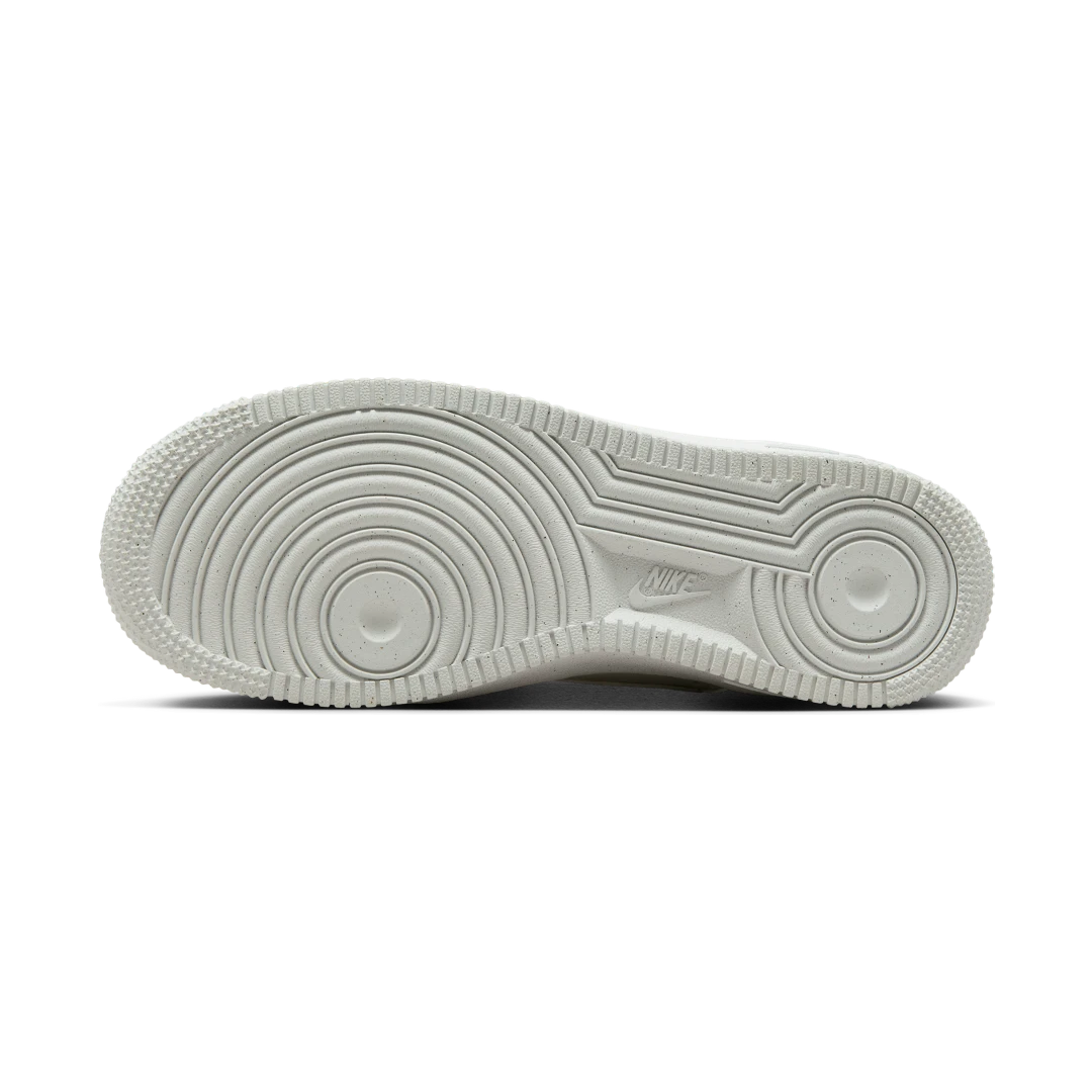 Overkicks - Nike Air Force 1 Low 07 LX White Photon Dust (Womens) (DZ2708-102) - detalle suela